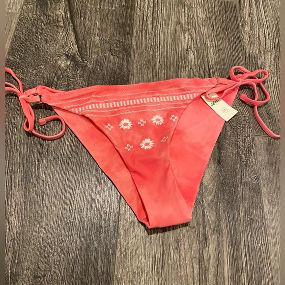 NWT Aerie  –  Pink Floral Bottom – Size M - Picture 5 of 6